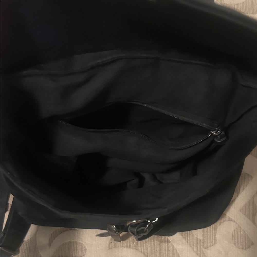 Botkier New York Trigger Backpack - Picture 5 of 7
